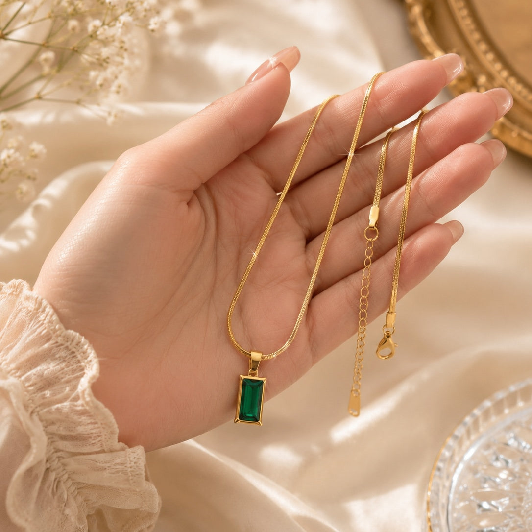 Verdant Stone Gold Pendant Necklace
